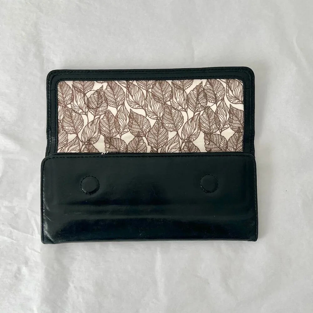 Hobo International Black Smooth Embossed Quilted Leather Trifold Wallet - Picture 10 of 12